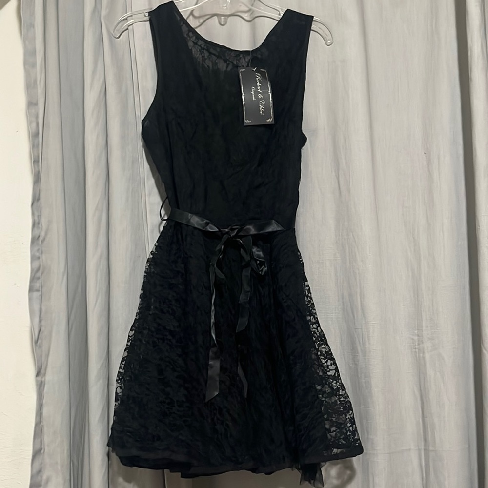 Black lace cute shirt dress